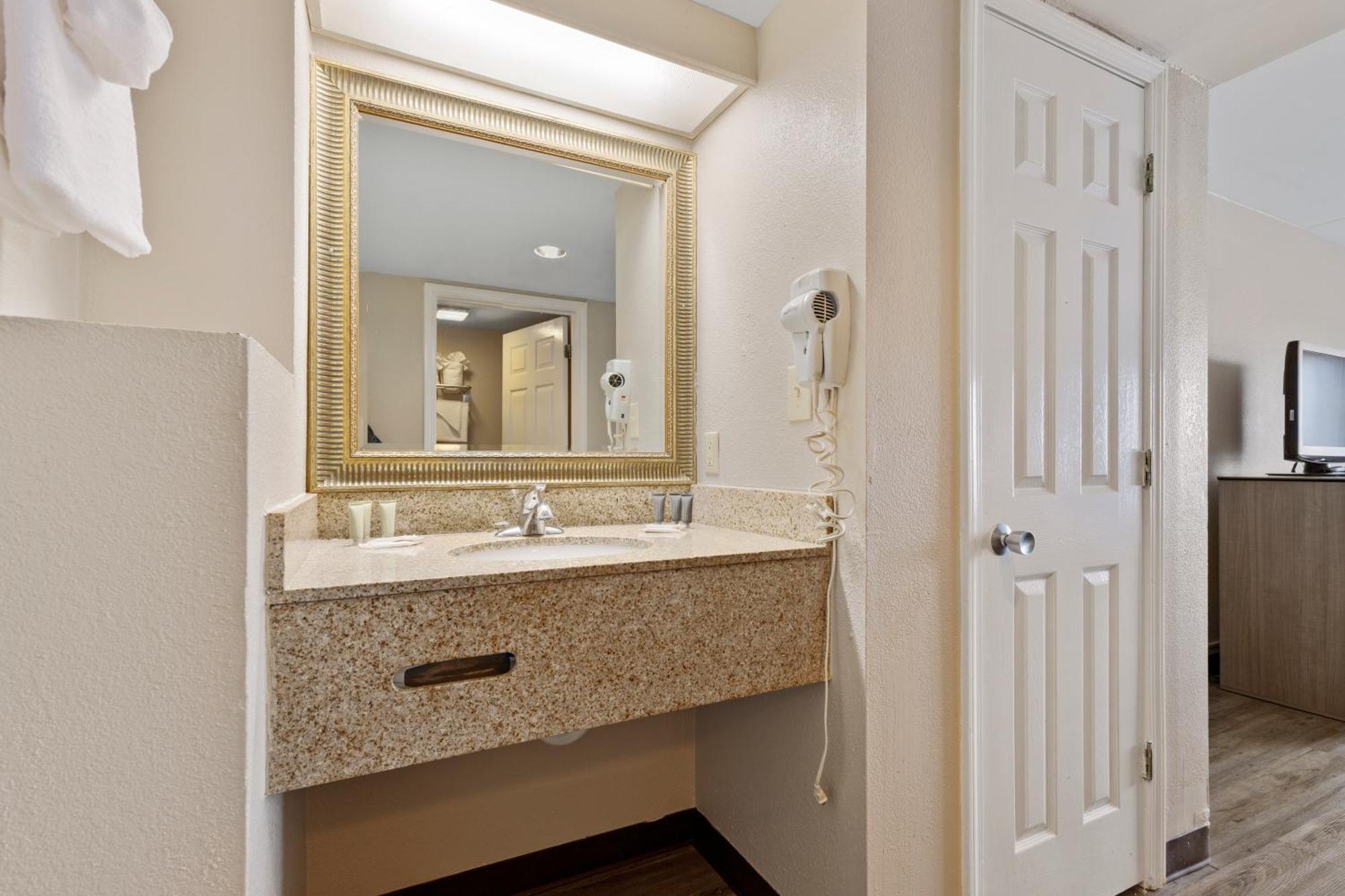 Ocean Crest Inn And Suites Myrtle Beach Værelse billede